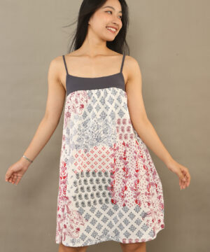 Đầm hai dây họa tiết thổ cẩm